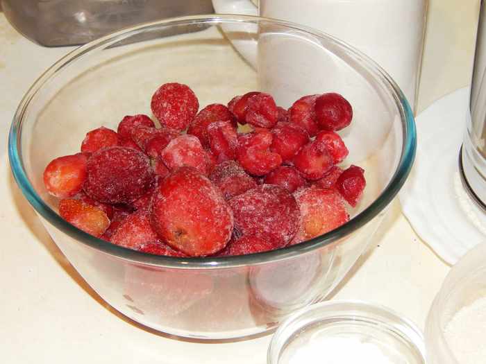 пирог на кефире с ягодами
